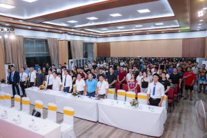 HLV Nguyễn Bảo Bằng ngồi ghế trọng tài tại Giải vô địch Thể hình – Fitness tỉnh Nghệ An mở rộng 2025