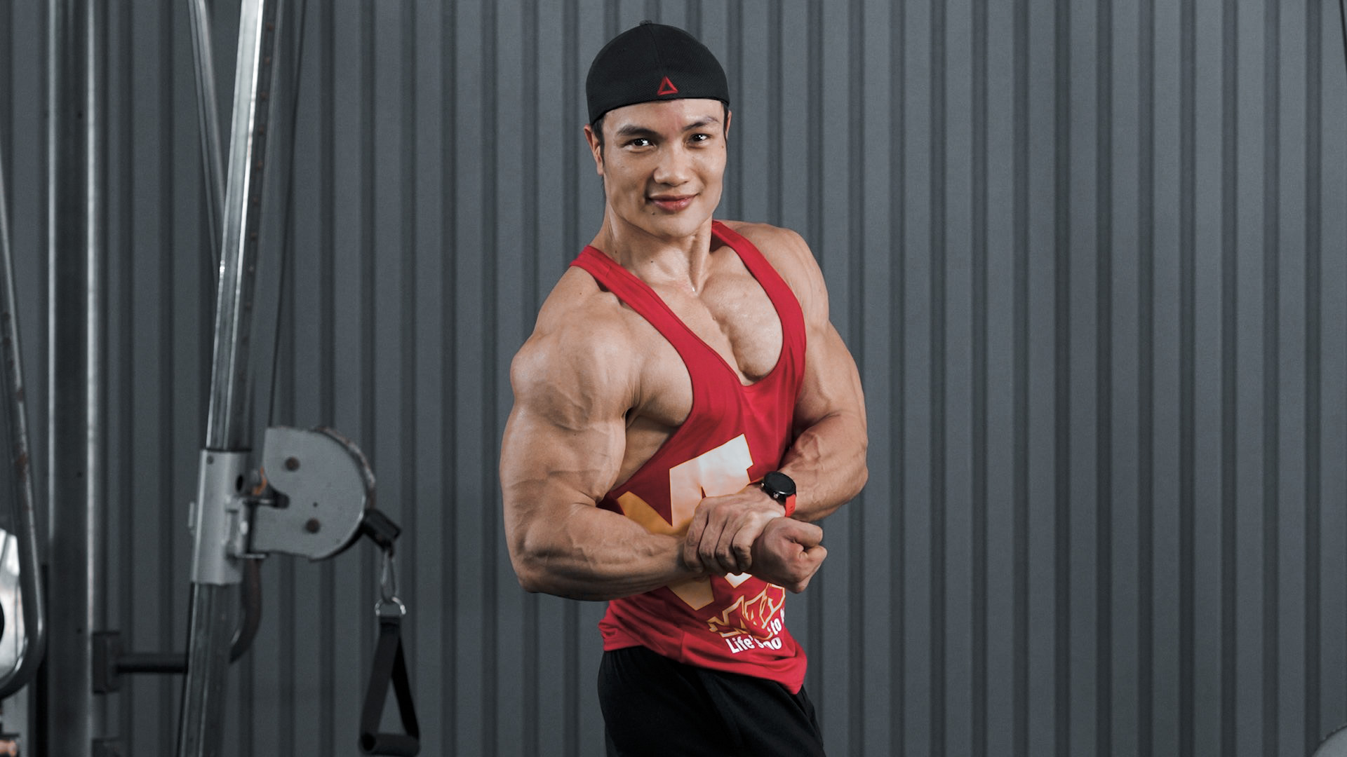 Huấn luyện viên Nguyễn Bảo Bằng, người sáng lập hệ thống PT Online của NBB GYM
