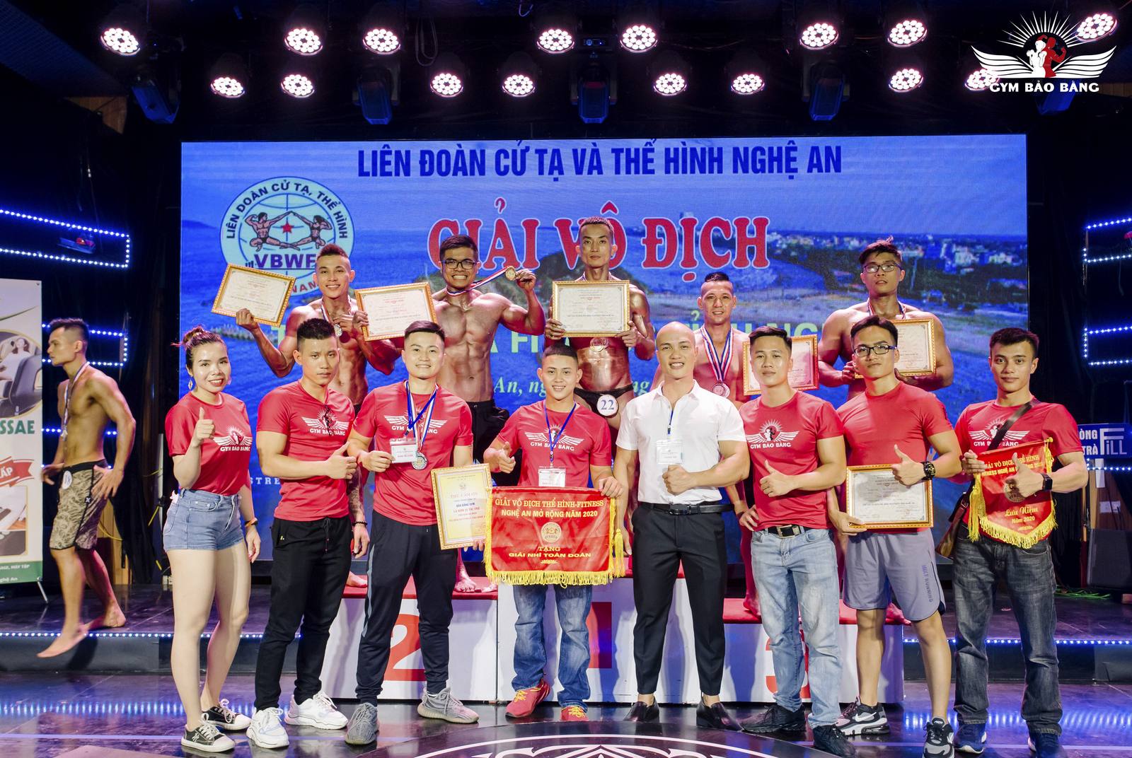 Đoàn GYM BẢO BẰNG tại giải thể hình Nghệ An 2020