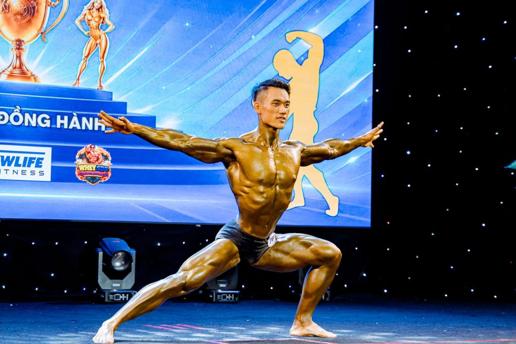 Phần thi thể hình nam, tư thế tự do tại giải thể hình Nghệ An 2026