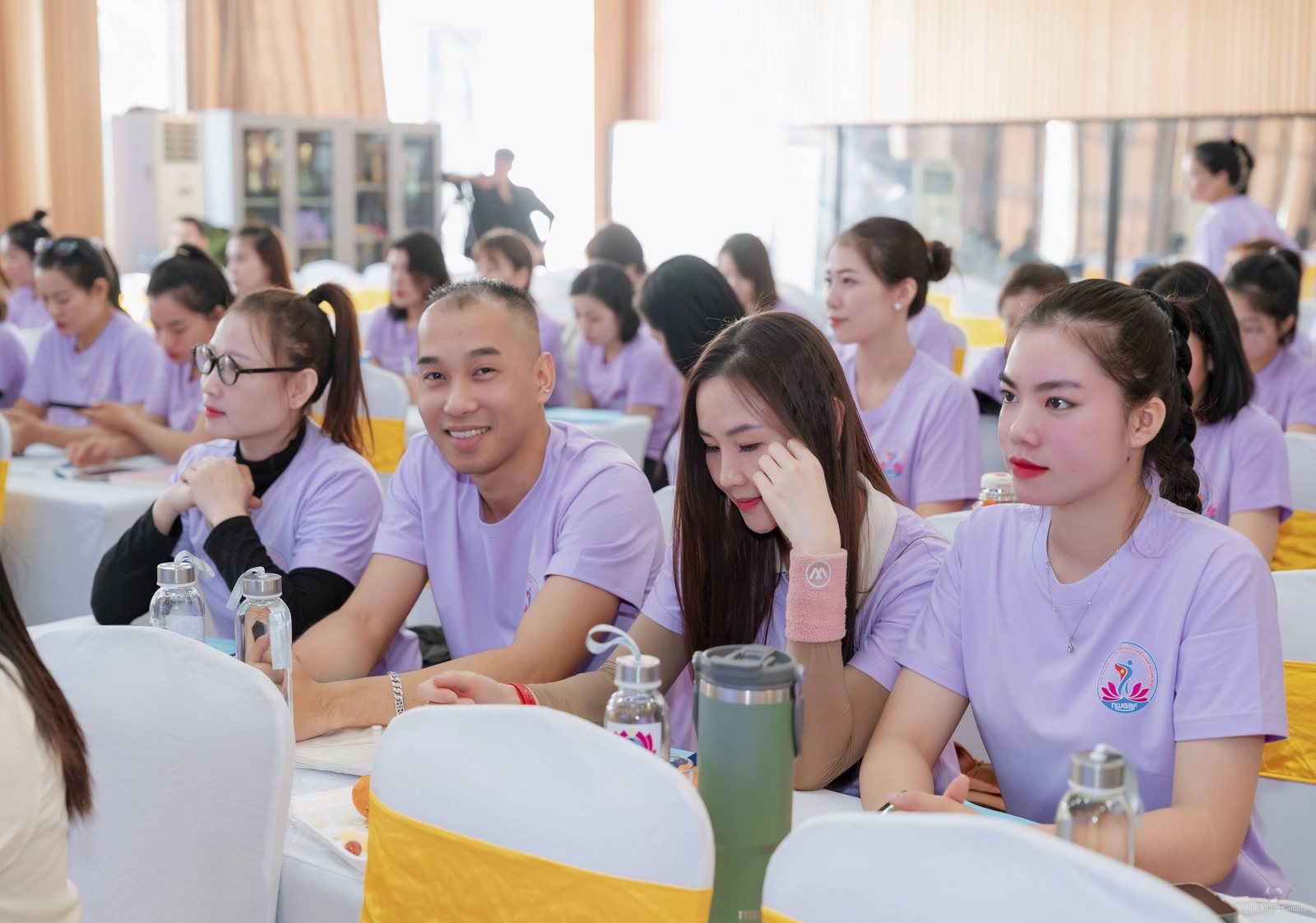 Học viên trong giờ học một khoá tập huấn hướng dẫn viên ở Nghệ An