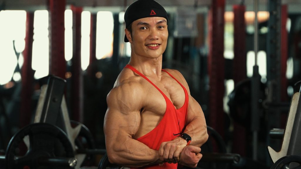 Huấn luyện viên Nguyễn Bảo Bằng tại phòng tập CLB GYM BẢO BẰNG, Cửa Lò